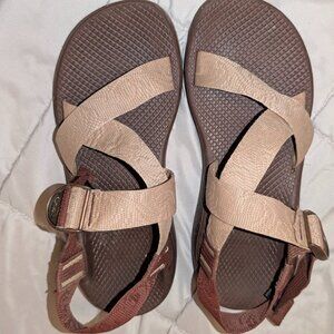 Chacos Wide Z Sandals. Womens 10